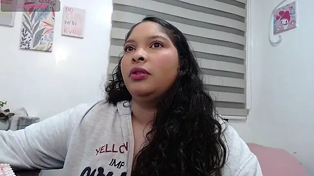 samanta-rosee online show from 9, 10, 2025