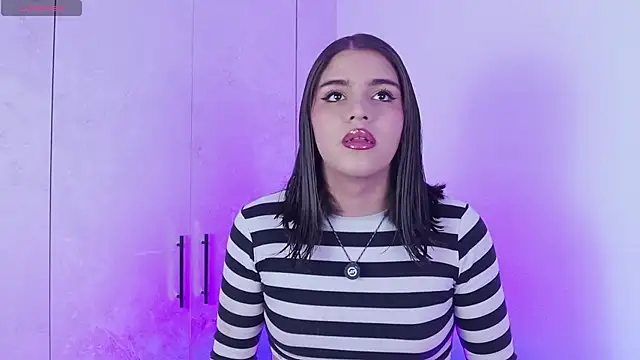 Snapshot of lizzywindsor chatting on 13, 1, 2026 lizzywindsor online show from 13, 1, 2026