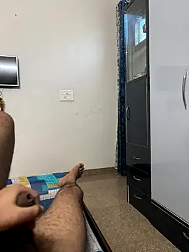 Snapshot of Hotguyforfun chatting on 8, 10, 2025 Hotguyforfun online show from 8, 10, 2025