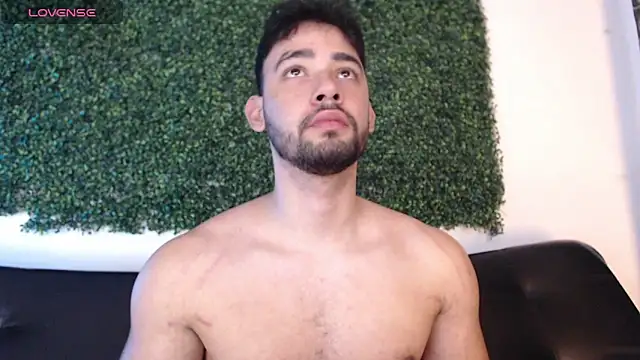 Snapshot of sam_ford_2 chatting on 9, 1, 2026 sam ford 2 online show from 9, 1, 2026