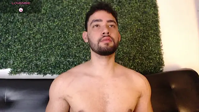 Snapshot of sam_ford_2 chatting on 11, 4, 2026 sam ford 2 online show from 11, 4, 2026