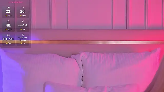 Snapshot of VelvetHell chatting on 9, 10, 2025 VelvetHell online show from 9, 10, 2025