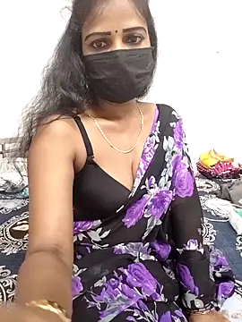 Misss-julli online show from 13, 9, 2025