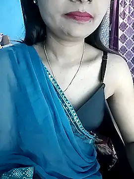 Snapshot of Vaani_Actress chatting on 24, 11, 2025 Vaani Actress online show from 24, 11, 2025