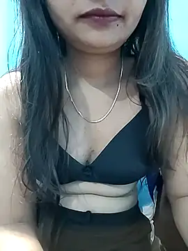 Snapshot of Vaani_Actress chatting on 17, 2, 2026 Vaani Actress online show from 17, 2, 2026