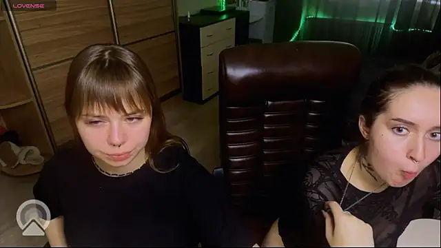 xxx sandra  online show from 10, 10, 2025