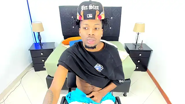 maikol monstercock online show from 7, 10, 2025