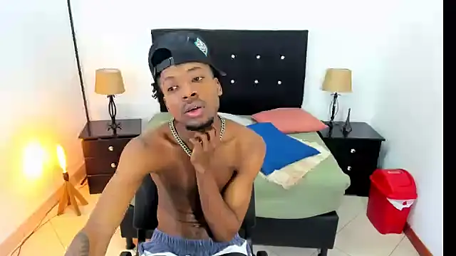 maikol monstercock online show from 15, 10, 2025