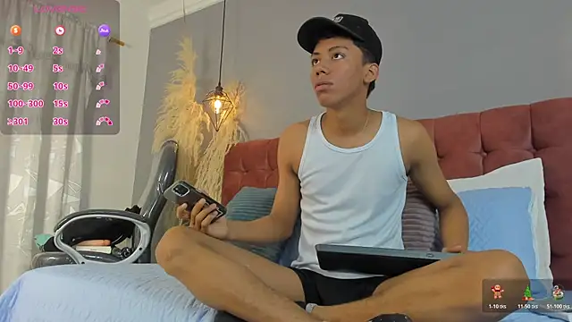 Brunette  boy online show from 14, 12, 2025