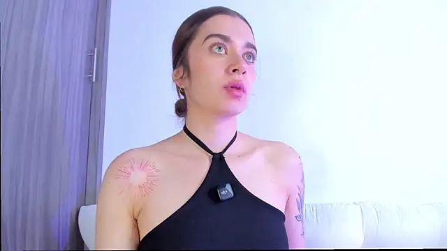 MissLana77 online show from 6, 2, 2026