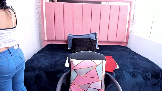 Snapshot of Barbara_fox__ chatting on 19, 11, 2025 Barbara fox online show from 19, 11, 2025