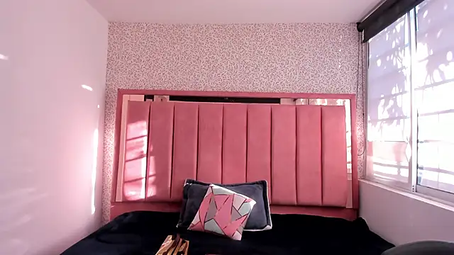 Snapshot of Barbara_fox__ chatting on 27, 11, 2025 Barbara fox online show from 27, 11, 2025