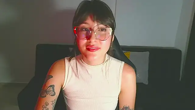 Yulienneg online show from 29, 4, 2026