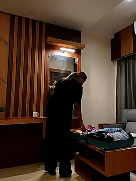 Hot-Sexy-Riya online show from 9, 1, 2026