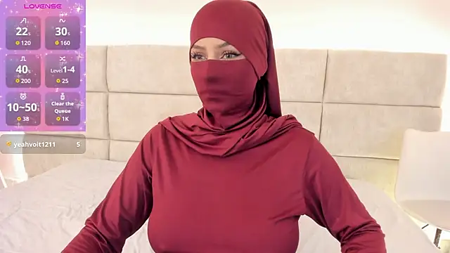 Snapshot of _Nadiaa chatting on 12, 9, 2025 Nadiaa online show from 12, 9, 2025