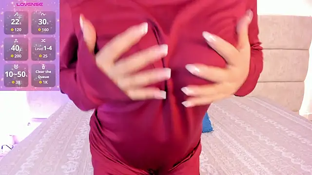 Snapshot of _Nadiaa chatting on 18, 10, 2025 Nadiaa online show from 18, 10, 2025