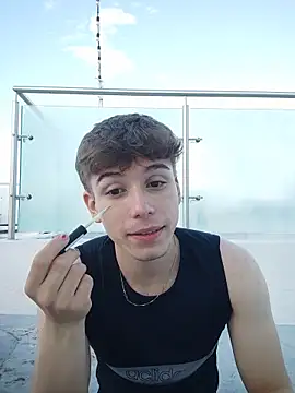 TaylerWhite online show from 22, 11, 2025