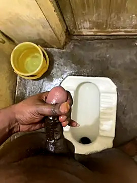 Snapshot of mrsaihotguy chatting on 19, 12, 2025 mrsaihotguy online show from 19, 12, 2025