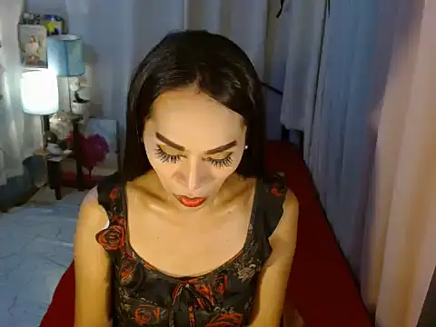 RomanticPearlTS online show from 10, 10, 2025