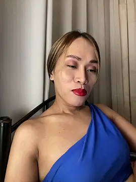 RomanticPearlTS online show from 2, 2, 2026