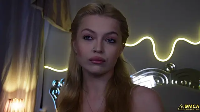 Snapshot of kellypeachcake chatting on 11, 11, 2025 kellypeachcake online show from 11, 11, 2025