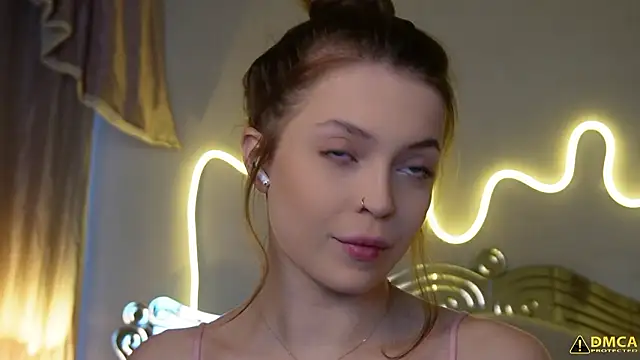 kellypeachcake online show from 8, 2, 2026