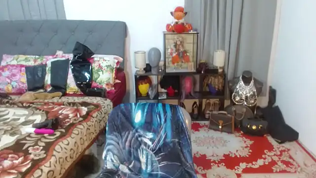 Snapshot of LustfullVelindaks chatting on 13, 11, 2025 LustfullVelindaks online show from 13, 11, 2025