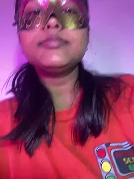 Snapshot of dreamcouple24 chatting on 4, 12, 2025 dreamcouple24 online show from 4, 12, 2025