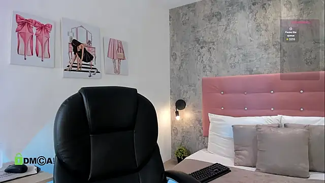 Snapshot of brithanycollins chatting on 10, 9, 2025 brithanycollins online show from 10, 9, 2025