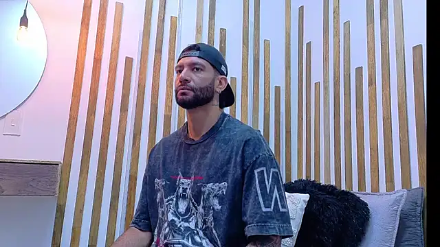 yorbymaxx online show from 3, 3, 2026