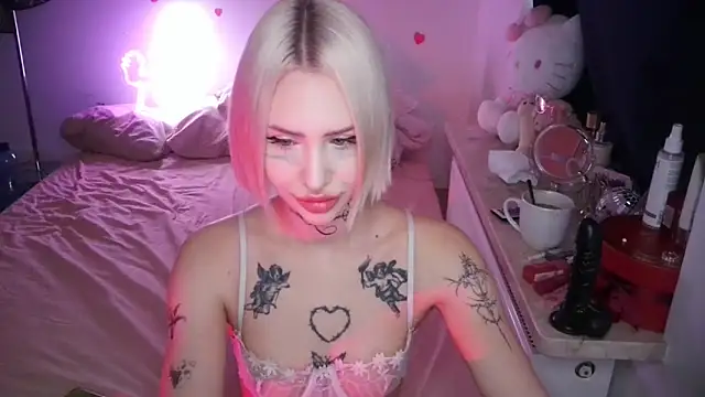 yourscirilla online show from 11, 3, 2026