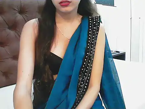 Snapshot of elize__ chatting on 10, 9, 2025 elize   online show from 10, 9, 2025