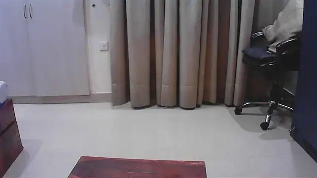 elize   online show from 28, 11, 2025