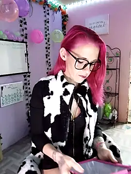 Purple2StayThnxx online show from 11, 10, 2025