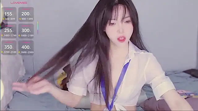 XiaoNana  online show from 6, 2, 2026