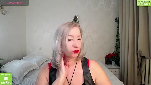 Snapshot of hunters_woman chatting on 18, 3, 2026 hunters woman online show from 18, 3, 2026