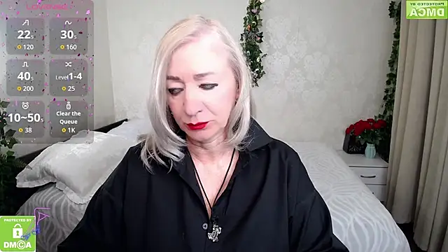 Snapshot of hunters_woman chatting on 6, 4, 2026 hunters woman online show from 6, 4, 2026