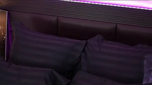 Melany Ass online show from 29, 5, 2026