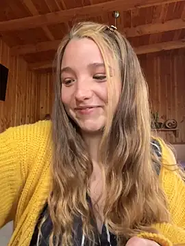 Snapshot of sashapulse chatting on 11, 9, 2025 sashapulse online show from 11, 9, 2025