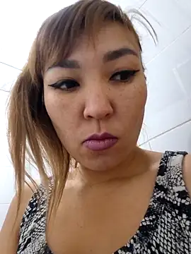 Snapshot of HellaWerlous chatting on 14, 9, 2025 HellaWerlous online show from 14, 9, 2025