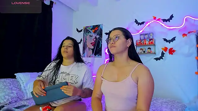 Dilan and Mia online show from 16, 10, 2025