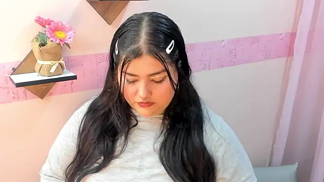 Snapshot of Taniabenelli chatting on 13, 9, 2025 Taniabenelli online show from 13, 9, 2025