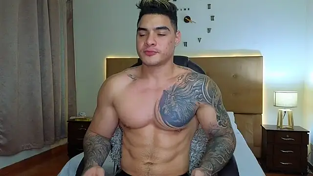 Snapshot of Steven_Velez chatting on 15, 12, 2025 Steven Velez online show from 15, 12, 2025