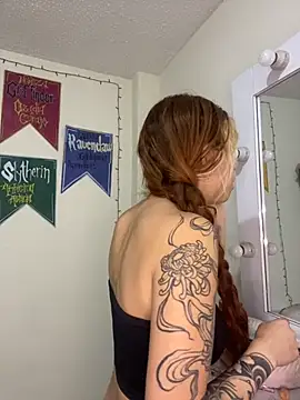 Sallem Pink online show from 19, 9, 2025