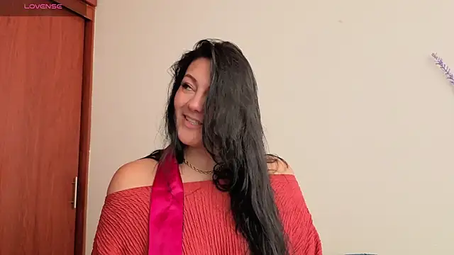 Snapshot of karla_valk1 chatting on 4, 5, 2026 karla valk1 online show from 4, 5, 2026