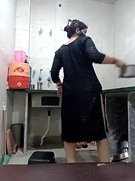 Snapshot of kajal_01raj chatting on 16, 9, 2025 kajal 01raj online show from 16, 9, 2025