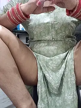 Snapshot of kajal_01raj chatting on 3, 11, 2025 kajal 01raj online show from 3, 11, 2025