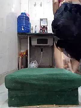 Snapshot of kajal_01raj chatting on 21, 11, 2025 kajal 01raj online show from 21, 11, 2025