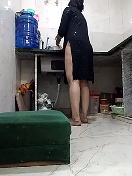 Snapshot of kajal_01raj chatting on 28, 11, 2025 kajal 01raj online show from 28, 11, 2025