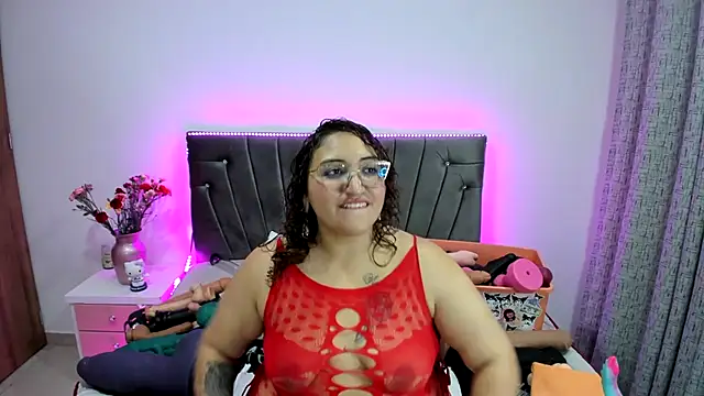 Snapshot of charlloteevans_X chatting on 11, 11, 2025 charlloteevans X online show from 11, 11, 2025